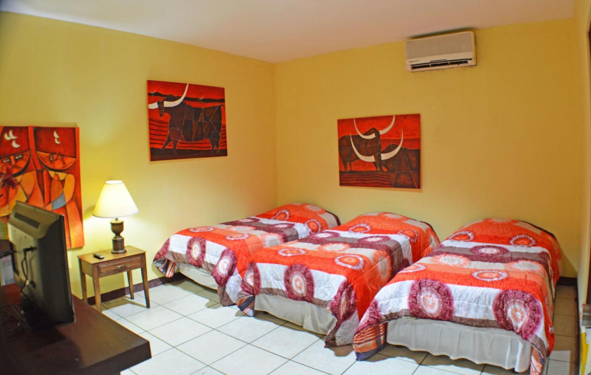 Hotel Plaza Cosiguina ชีนันเดกา ภายนอก รูปภาพ