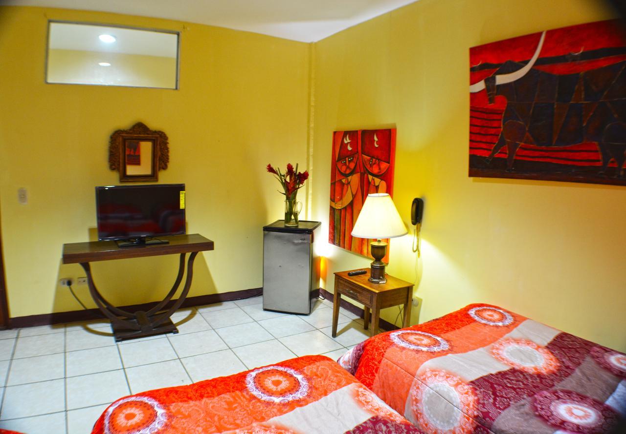 Hotel Plaza Cosiguina ชีนันเดกา ภายนอก รูปภาพ