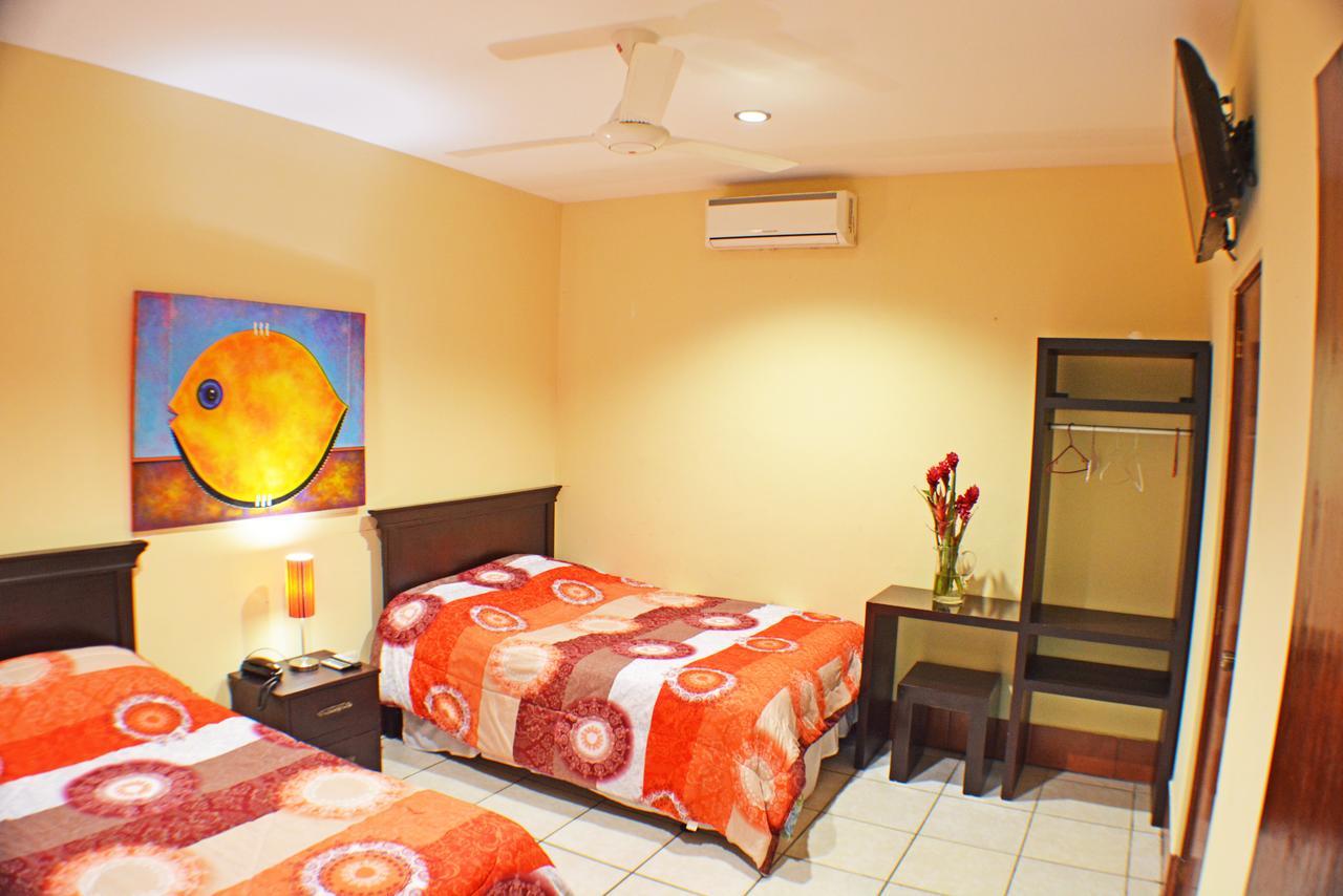 Hotel Plaza Cosiguina ชีนันเดกา ภายนอก รูปภาพ